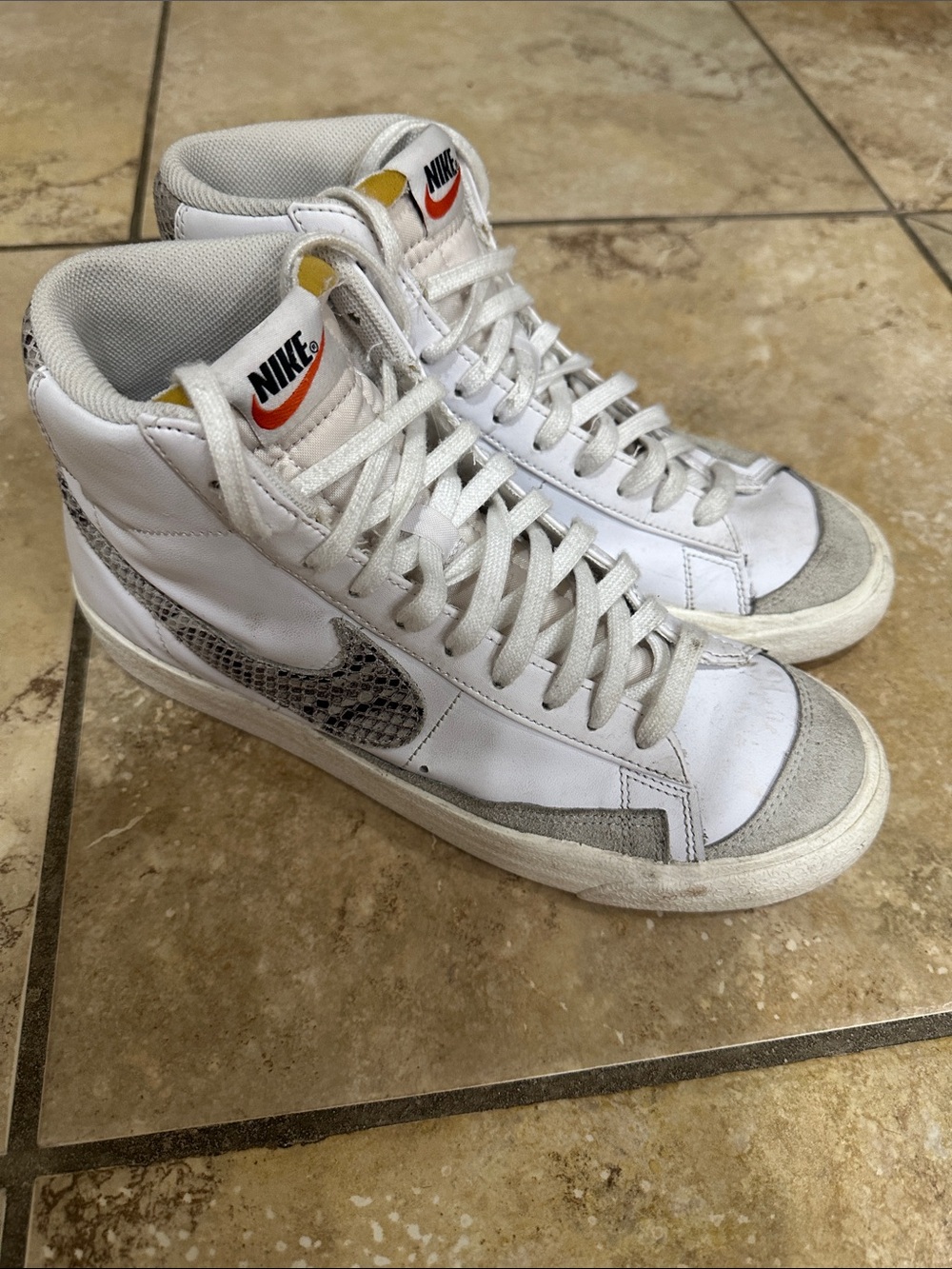 Nike Blazers White High-Top Sneakers with Grat & Snake-Print Swoosh size 9.5